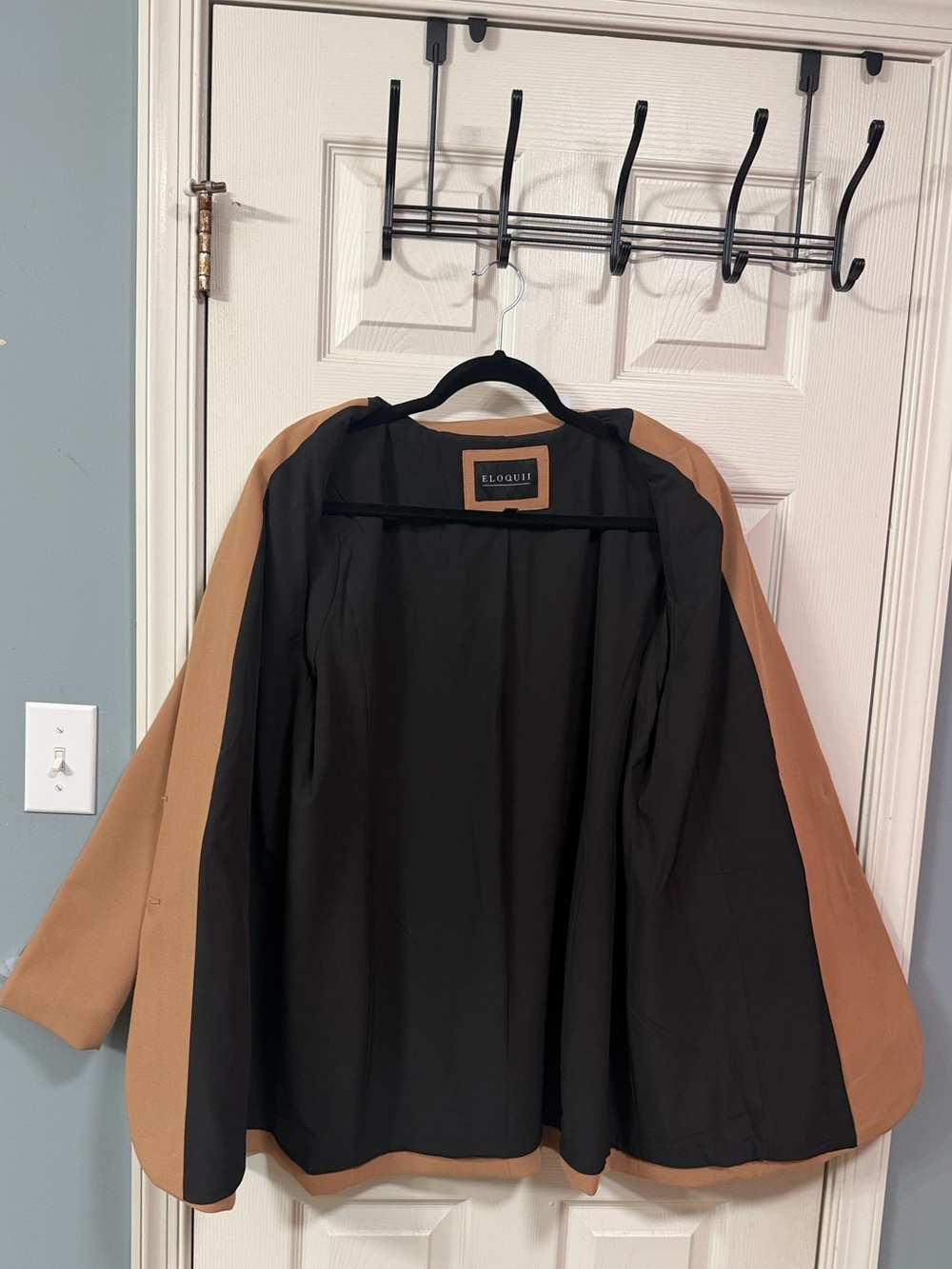 Eloquii Tailored Camel Blazer - Single-Breasted Women's Jacket - Picture 6 of 16